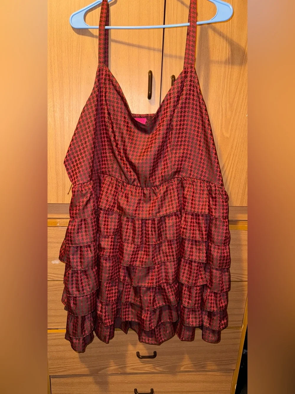 Torrid/ Betsy Johnson tiered houndstooth dress - Picture 4 of 7